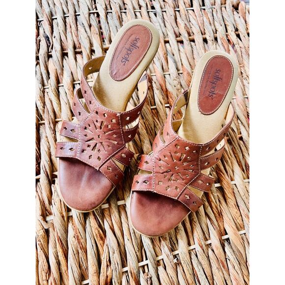 Vintage Softspots Slip On Heels/Sandals, Sz 8 - Picture 6 of 9